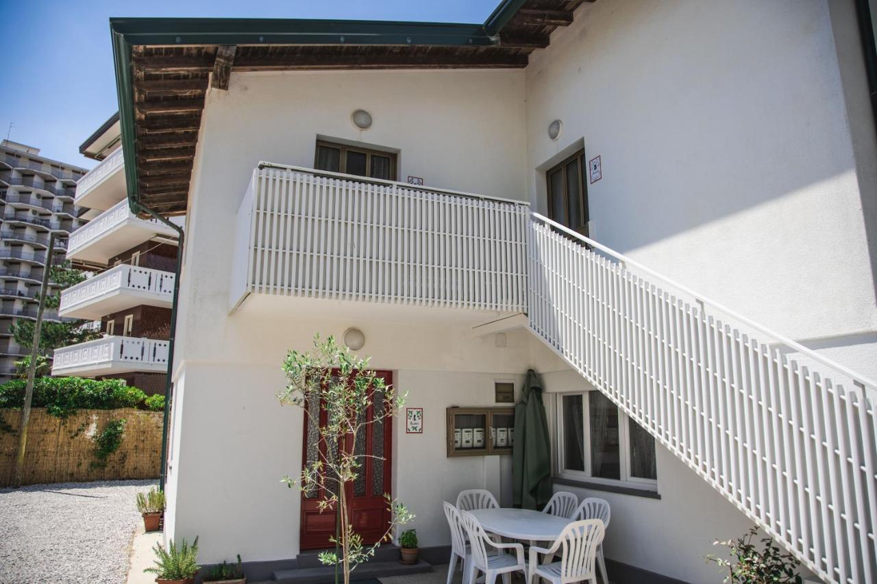 Casa Zanelli Apartment ลินญาโน ซับเบียโดโร ภายนอก รูปภาพ
