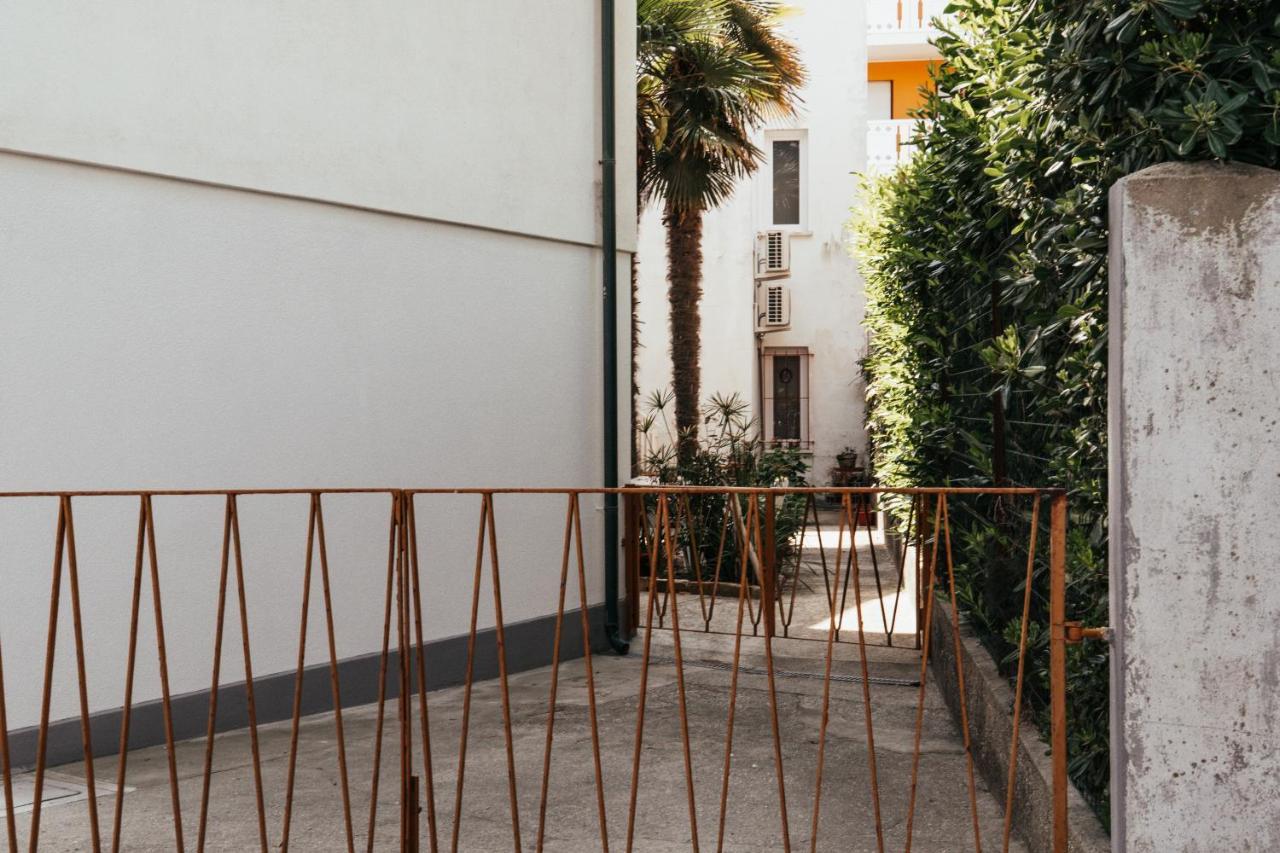Casa Zanelli Apartment ลินญาโน ซับเบียโดโร ภายนอก รูปภาพ
